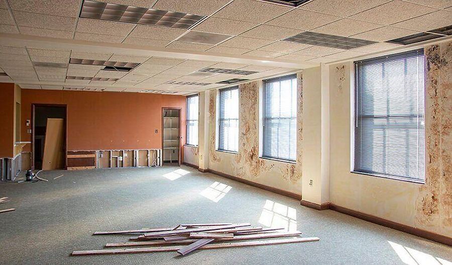 Hulman Building by WSIL