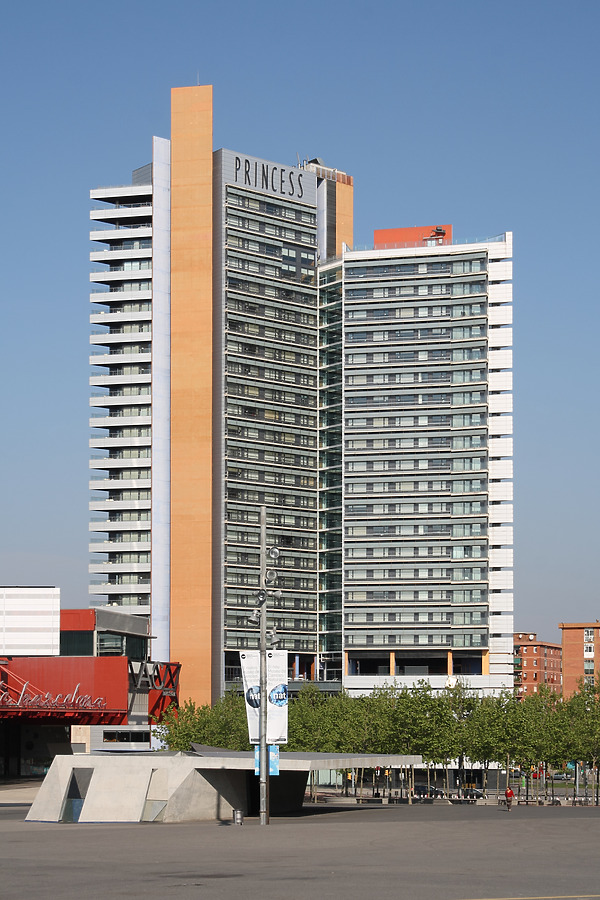 Hotel Princess Barcelona by Michiel van Dijk
