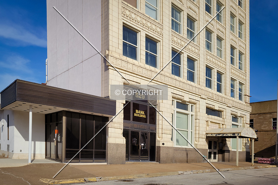 Bank of America Building by Ryan Hildebrand