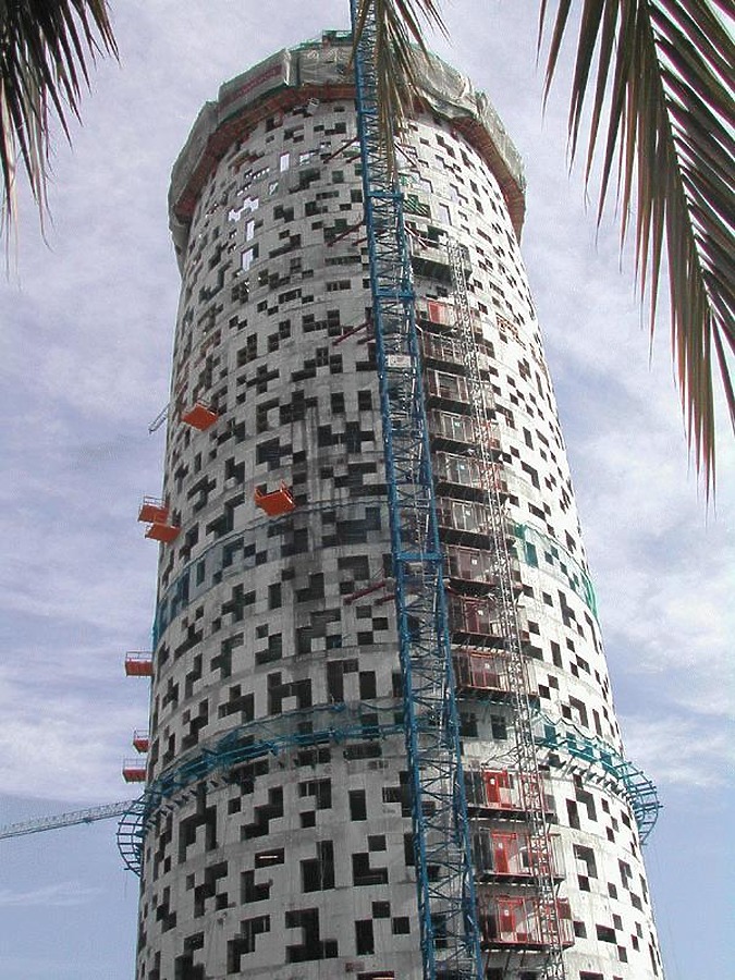 Torre Glòries by David Guija