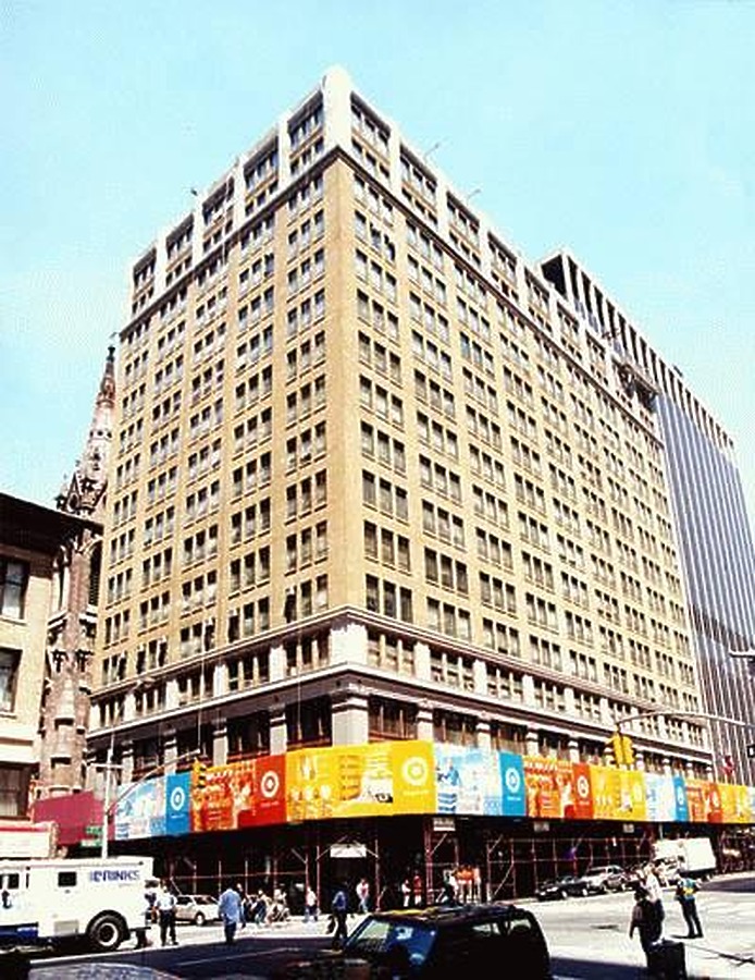 370 7th Avenue by Scott Murphy