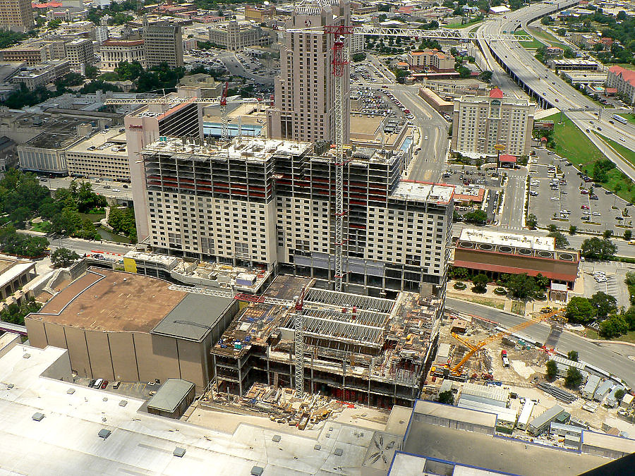 Grand Hyatt San Antonio by Kevin Lehnhardt