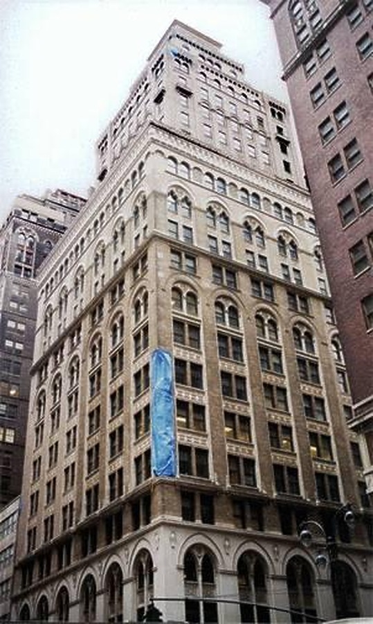 292 Madison Avenue by Scott Murphy