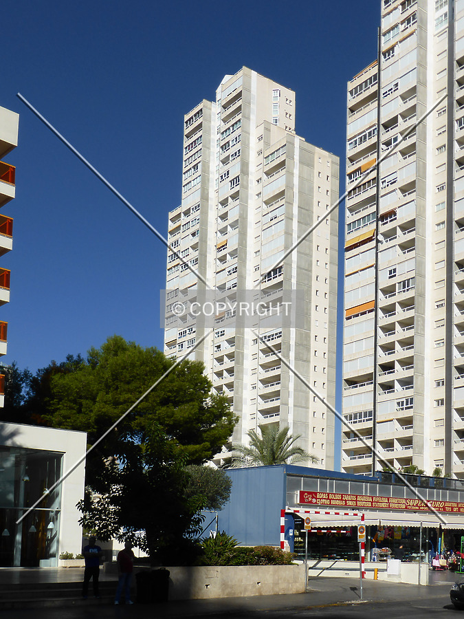 Gemelos 22 Torre 2 by Nephilim