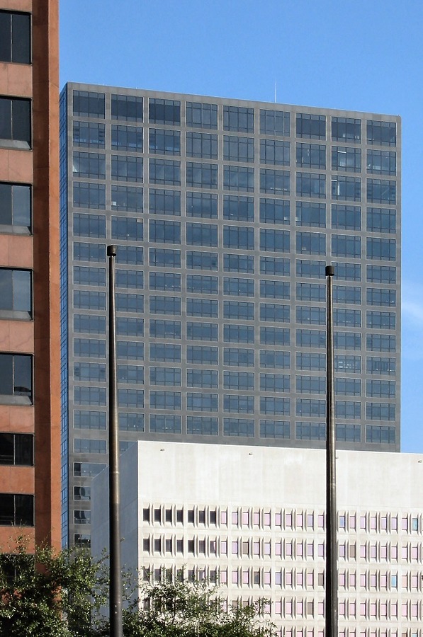 400 Poydras Tower by James Peacock
