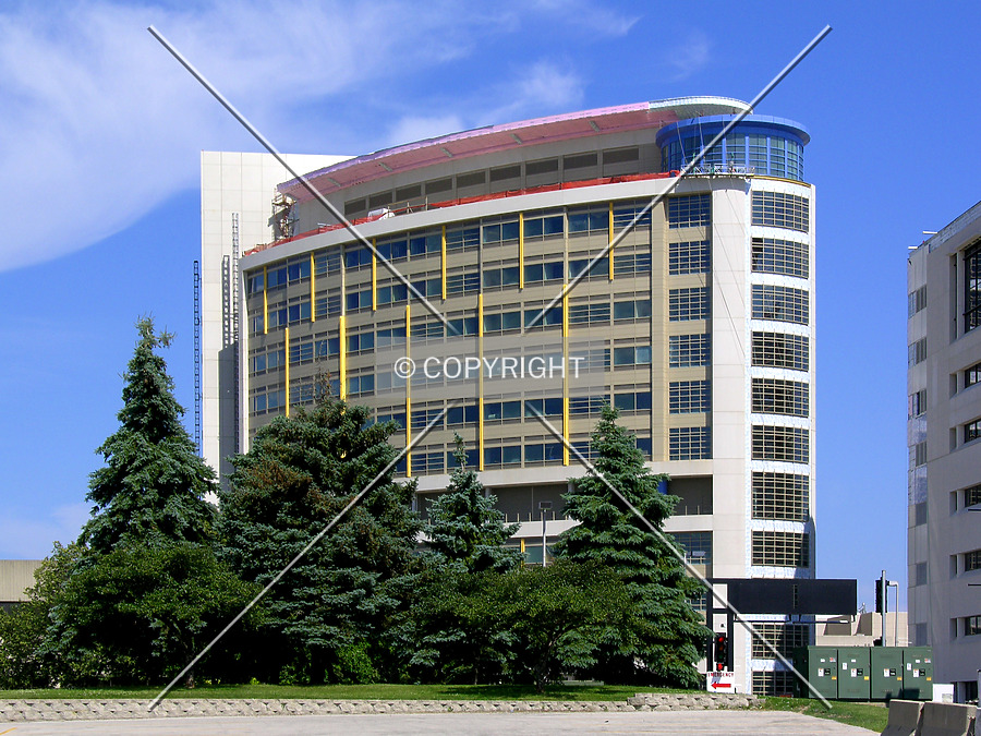 Children's Hospital of Wisconsin West Tower by Chris Patriarca