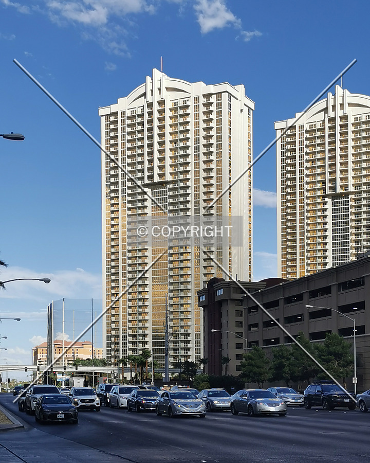 The Signature at MGM Grand - Tower III by Nephilim