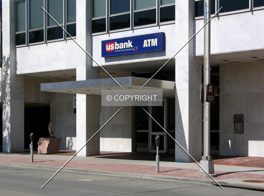 US Bank Building by Chris Patriarca