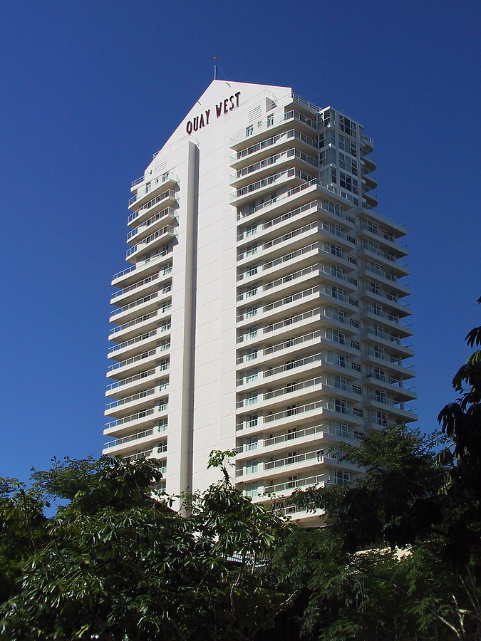 Quay West Apartments by John Bek