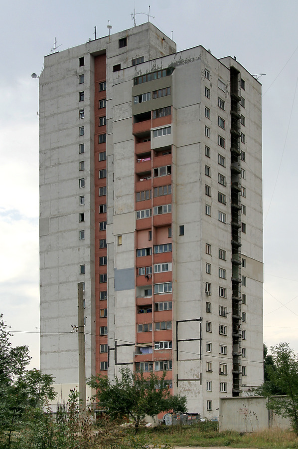 Slatina, Block 33A by Kaloian