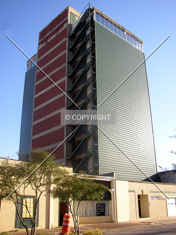 Missouth Vital Records North Tower by Chris Patriarca