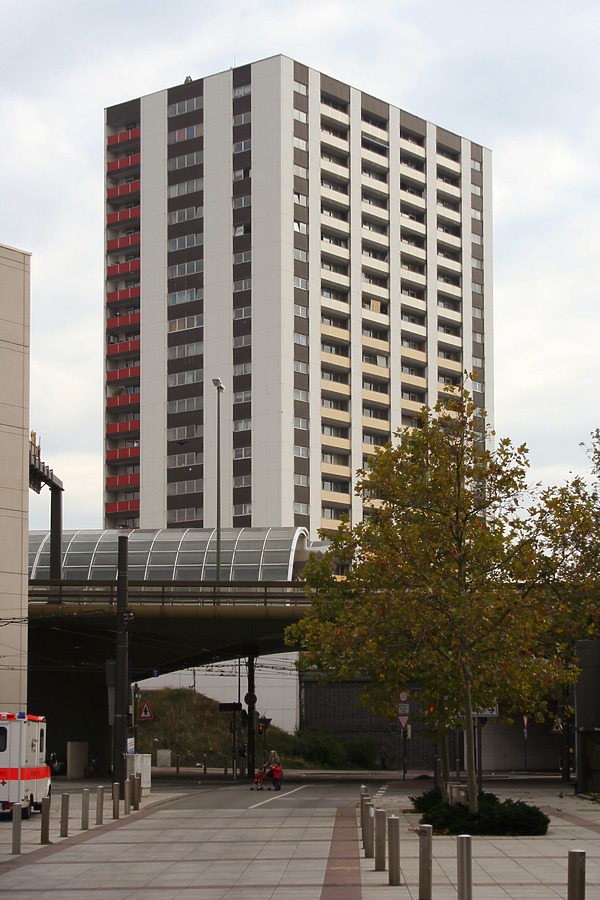 Yorckstraße 16 by Daniel Kieckhefer
