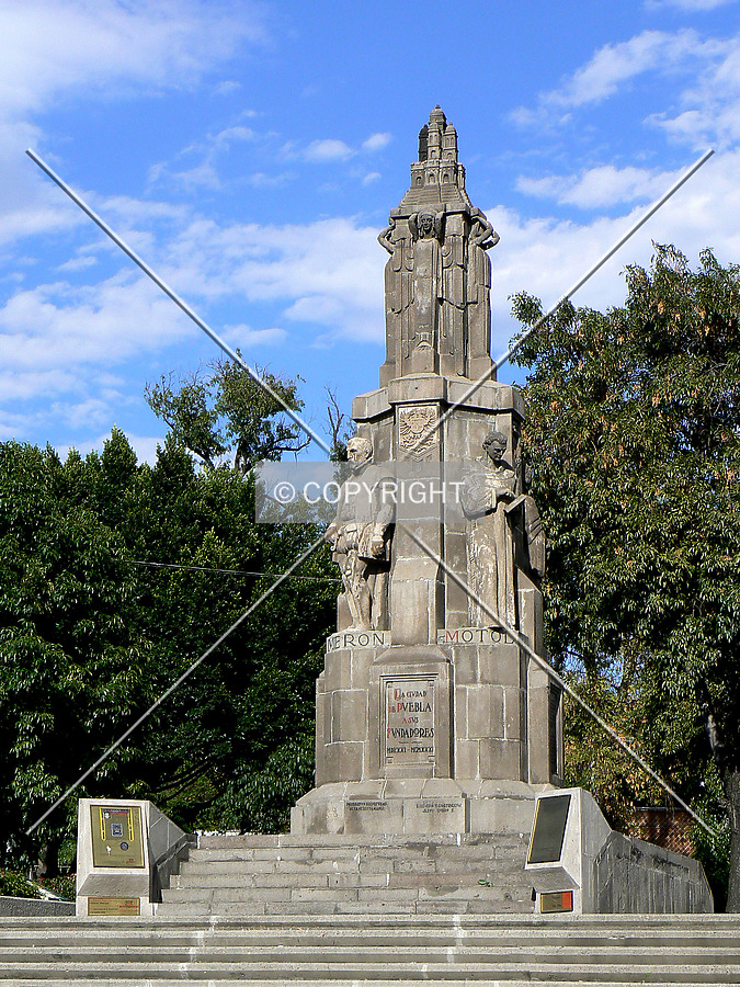 Monumento a los Fundadores de Puebla Photo 788250400 Stock Image