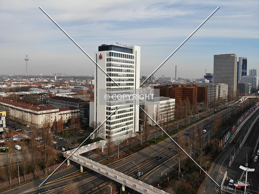 Sparkassen Informatik Hochhaus by Nephilim