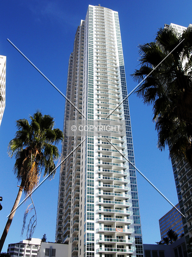 Plaza on Brickell Tower I by Jorge Molina