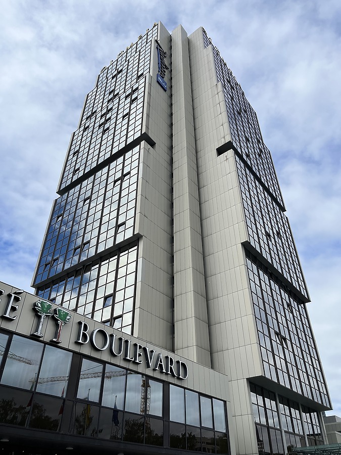 Radisson Blu Hotel Olümpia by Sami Koskinen