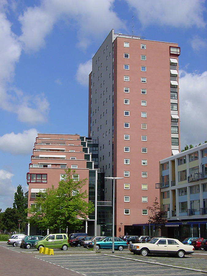 Het Waterwiel by Michiel van Dijk