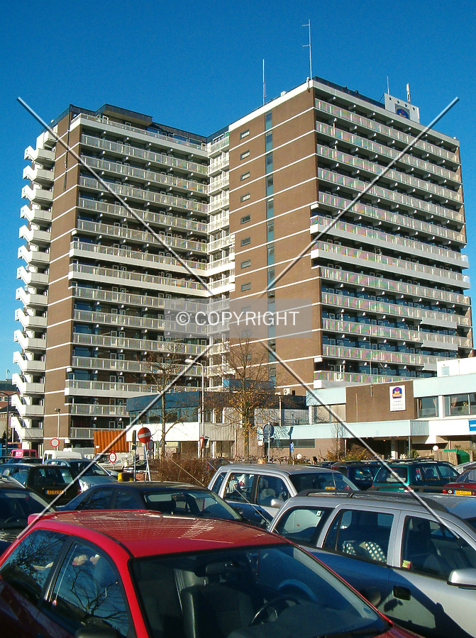 Dish Hotel by René Hogendijk