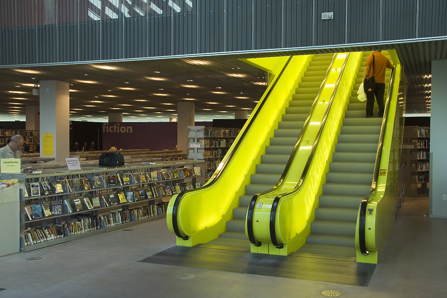 Seattle Central Library by Pavel Toczynski