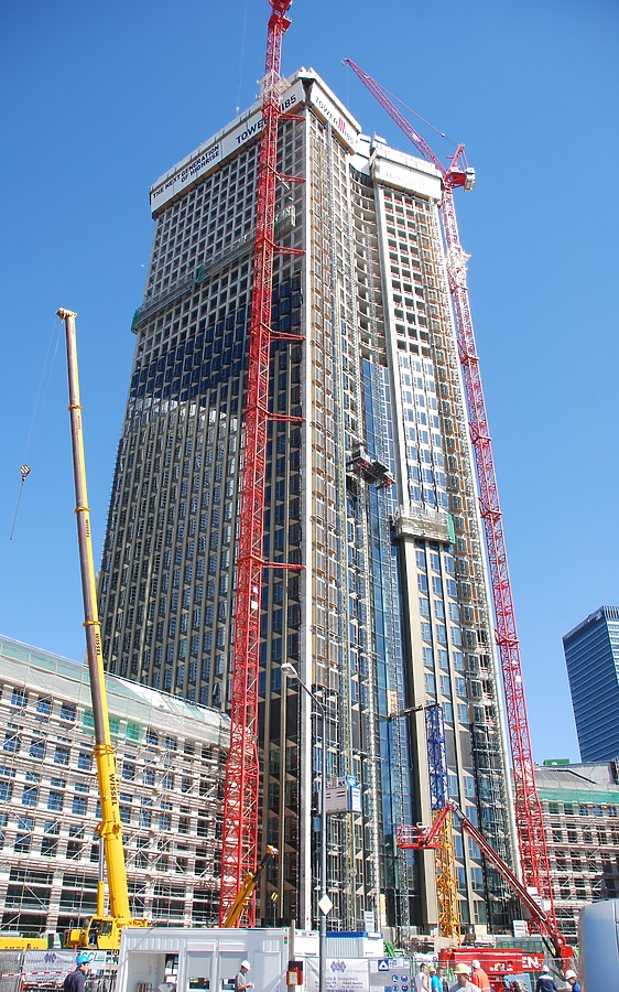 Tower 185 by Huopa