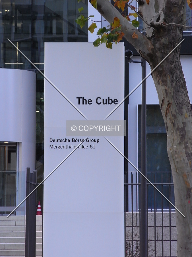 The Cube by Jörg Berkemeyer