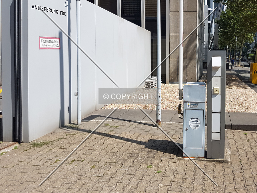 Frankfurter Büro Center by Nephilim