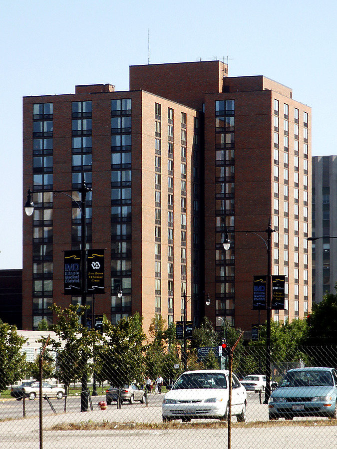 UIC Single Student Residence by Daniel Kieckhefer