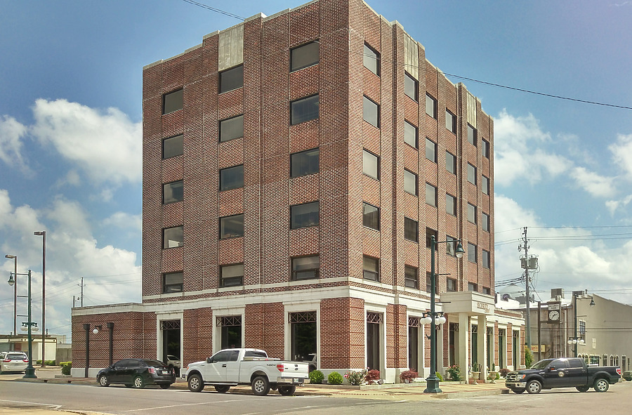 Security Bank Building by Ryan Hildebrand