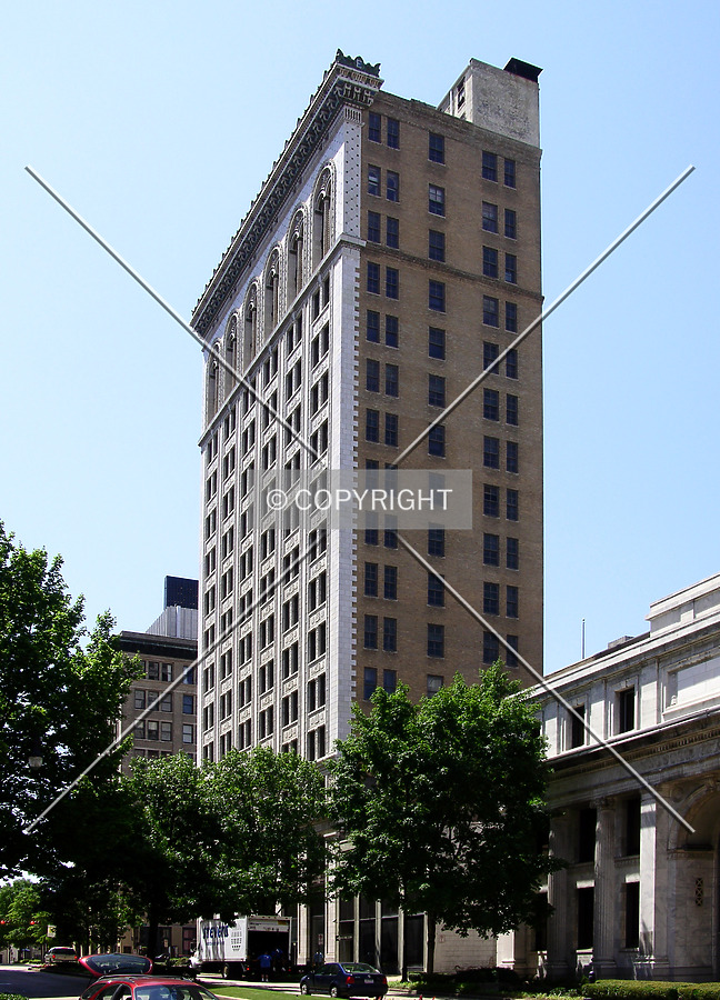 Elyton Hotel by Chris Patriarca