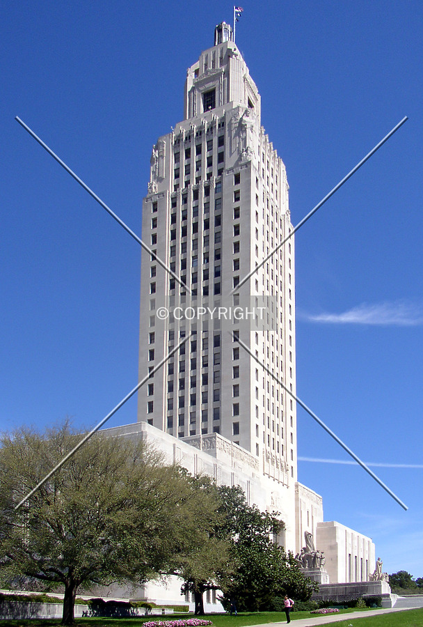 Louisiana State Capitol by Chris Patriarca