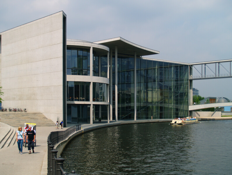 Eastern facade by the Spree River