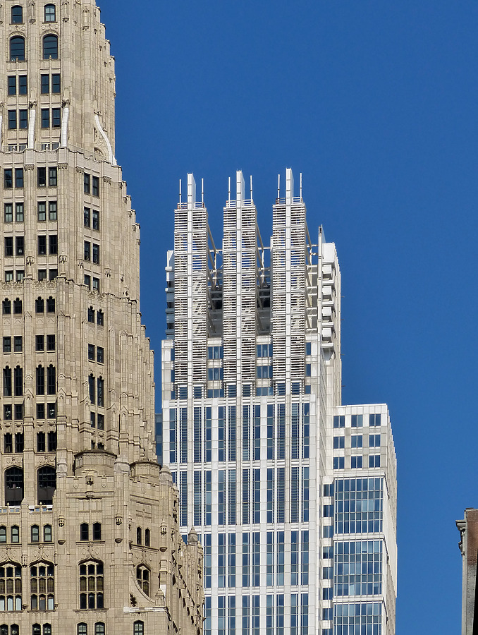 Chicago Title & Trust Building by Nate Lindsey