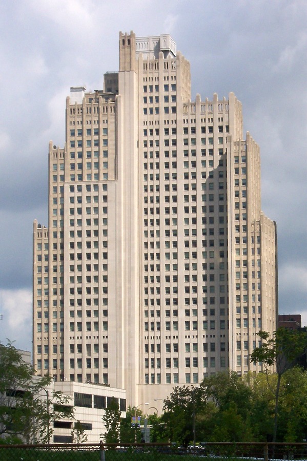 1010 Pine Street by Ryan Hildebrand