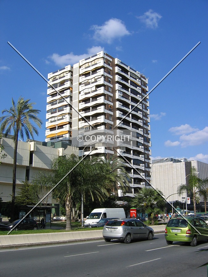 Torre Alameda by Victor Carcedo