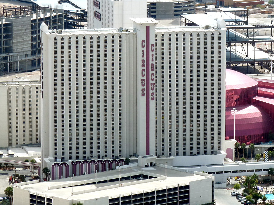 Circus Circus - Skyrise Tower by Robin Spetz