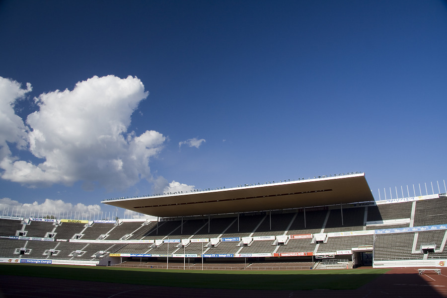 Olympic Stadium by Pavel Toczynski