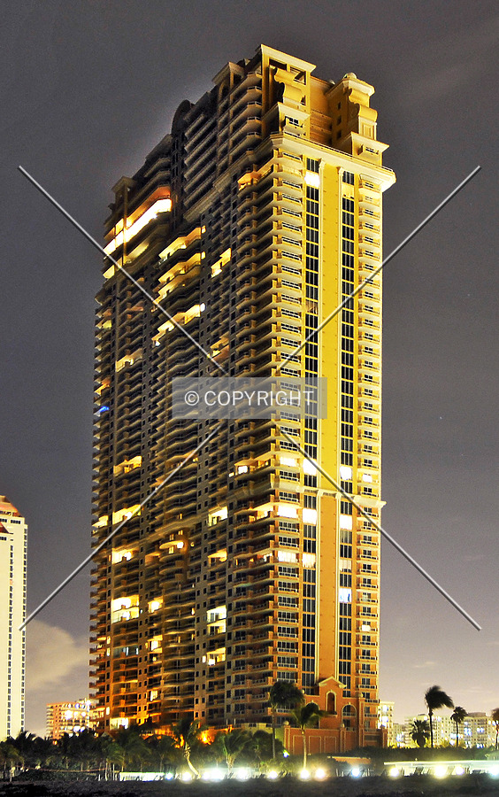 Acqualina Ocean Residences and Resort by Jorge Molina