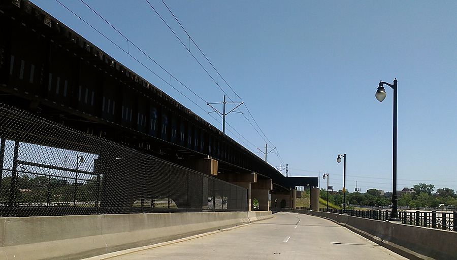 Eads Bridge by Ryan Hildebrand