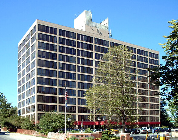 Regency West Apartments