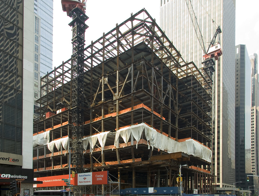 Bank of America Tower by Pavel Toczynski