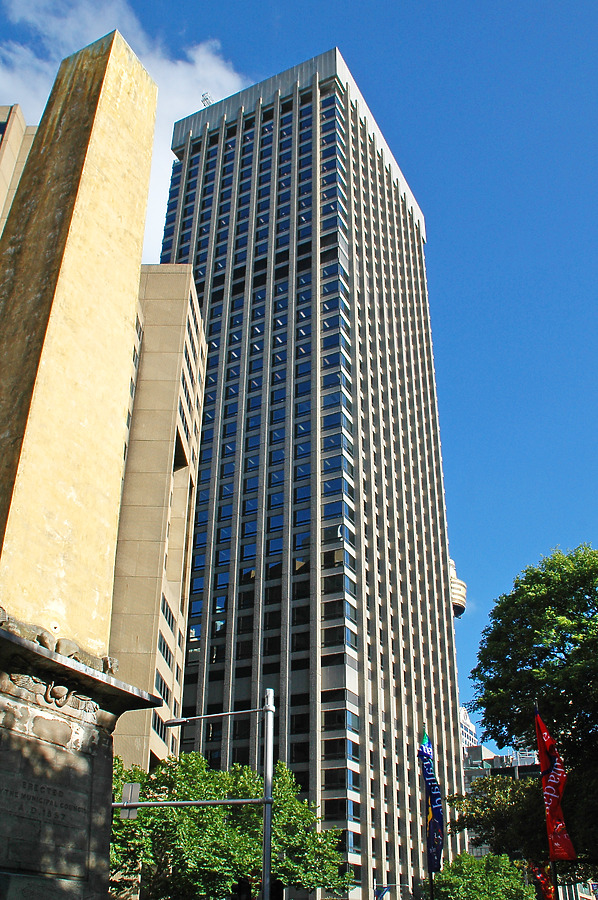 201 Elizabeth Street by John Bek