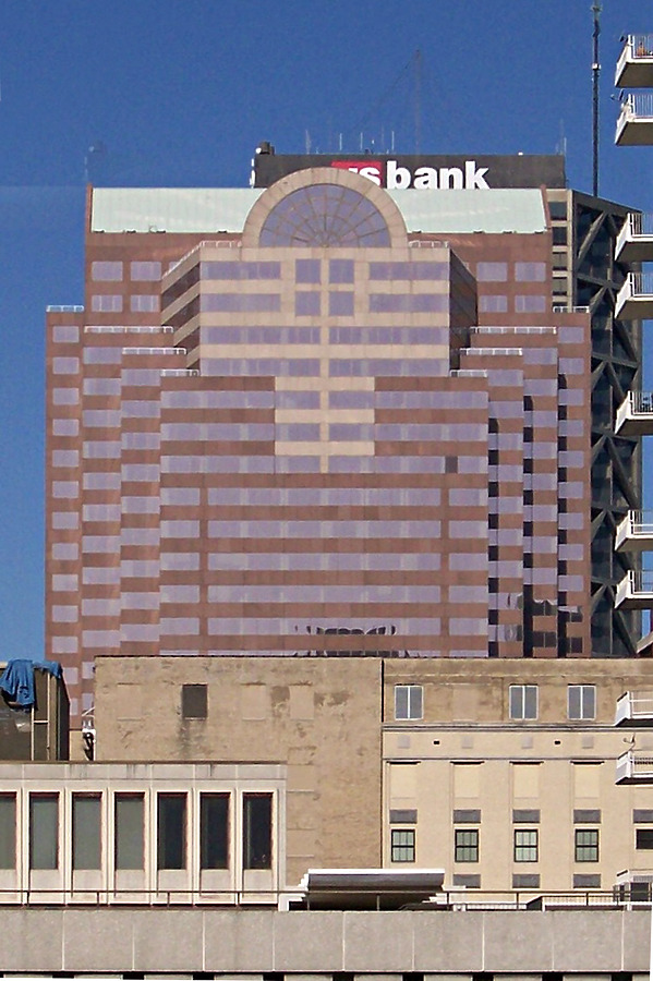 600 Washington by Ryan Hildebrand