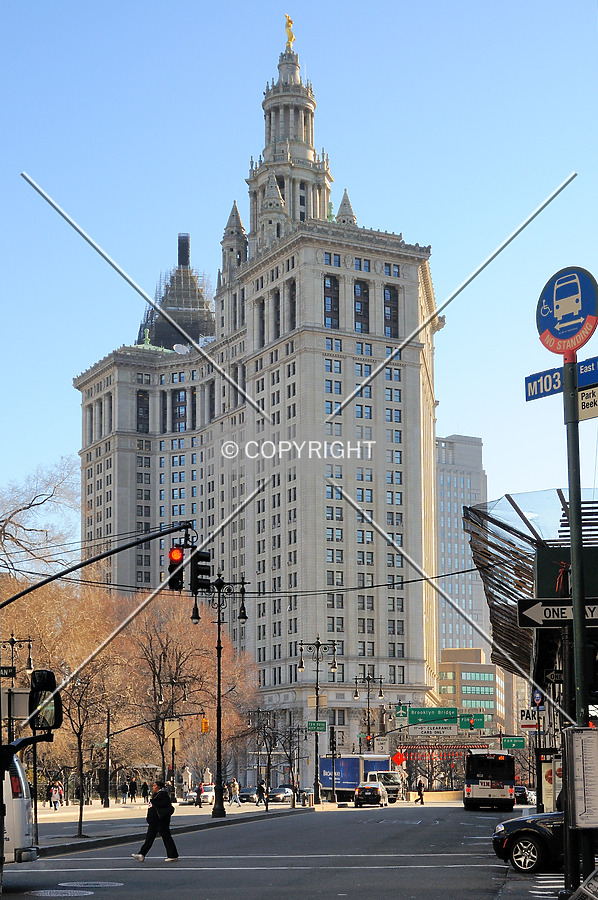 Manhattan Municipal Building by David Guija