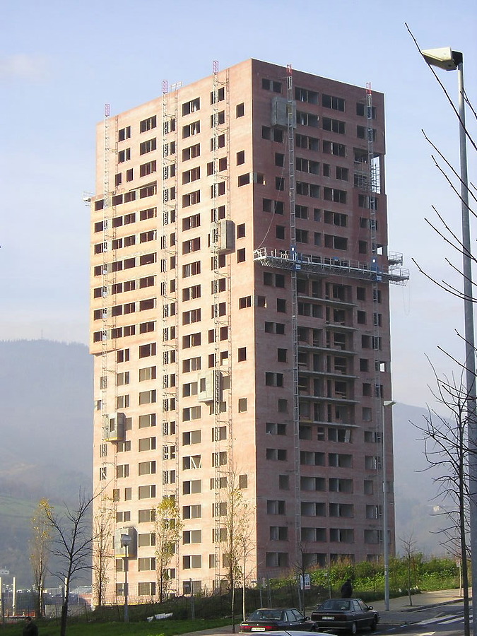 Torre VIII by Mikel Allende