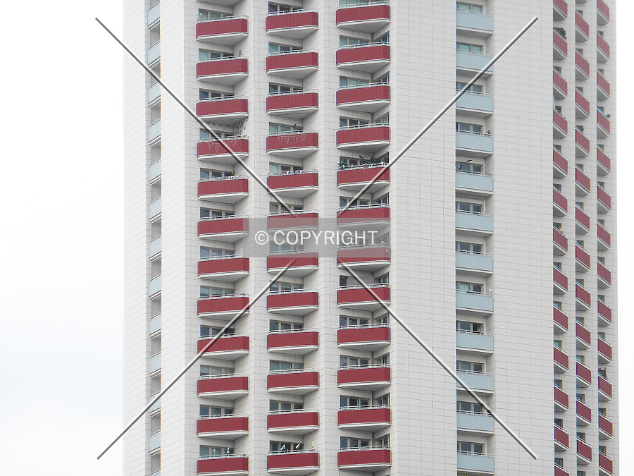 Wintergartenhochhaus by Nephilim
