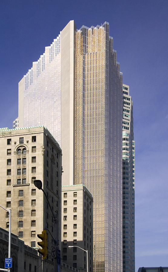 Royal Bank Plaza, South Tower by Pavel Toczynski