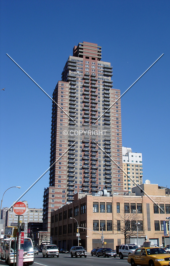 Riverbank West Apartments by Royce Douglas