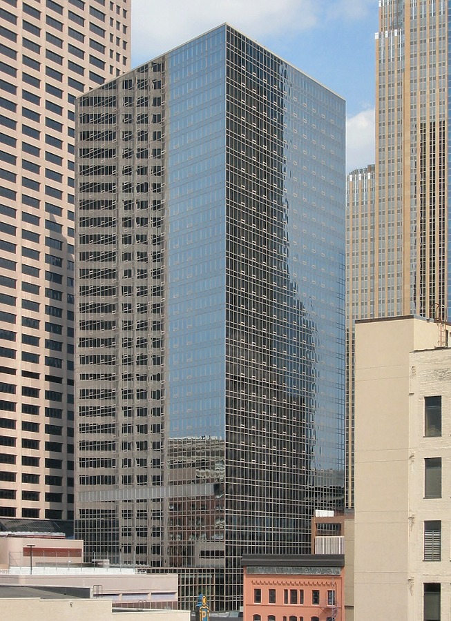Minneapolis Marriott City Center by James Peacock