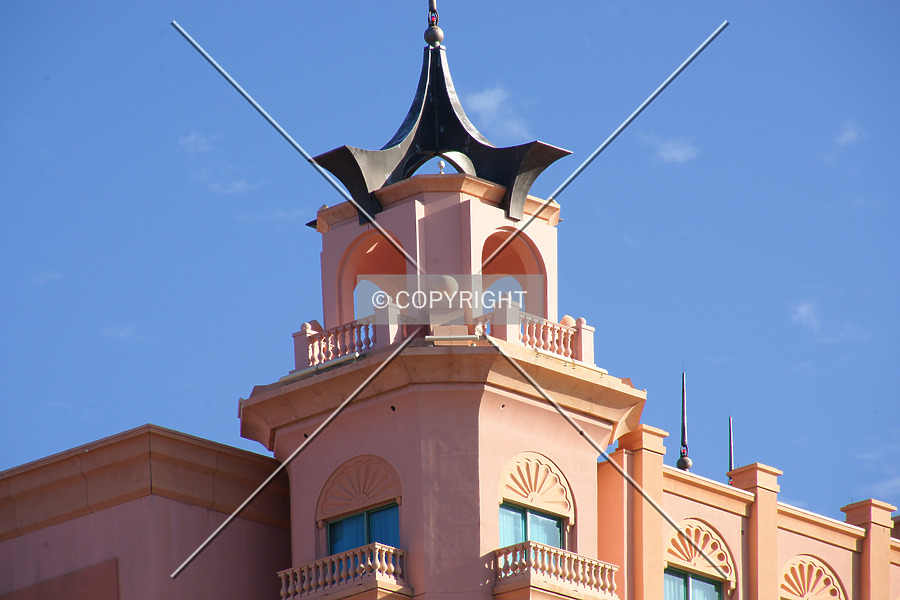 Atlantis Royal Tower West by Nephilim