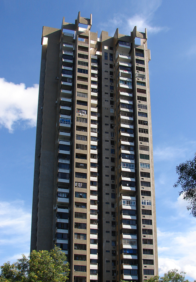 Landmark Tower by Horst Kiechle